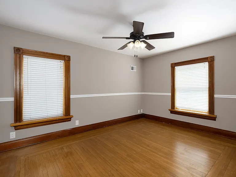 2892 Markbreit Ave — Photo 9