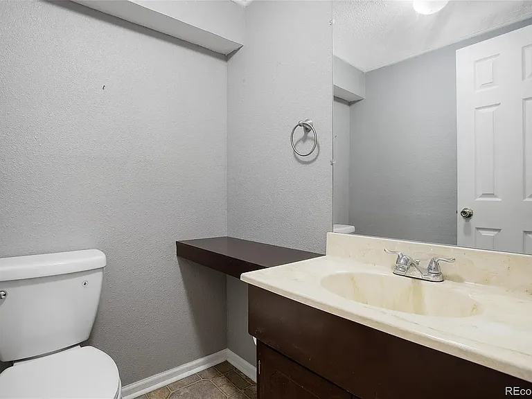 8270 S Fillmore Way — Photo 23