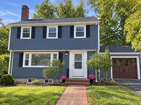 61 Elm St, Milton, MA 02186