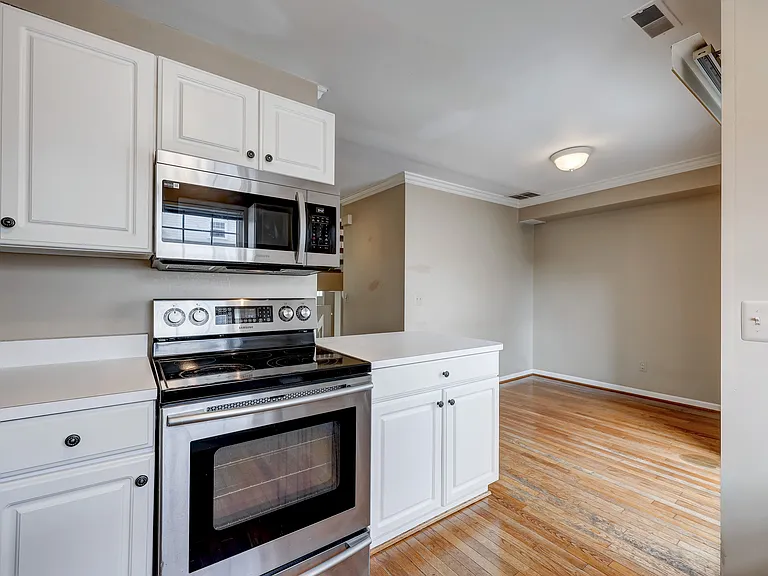 159 N Georgetown Sq — Photo 9