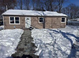 71 Macarthur Avenue, Brentwood, NY 11717