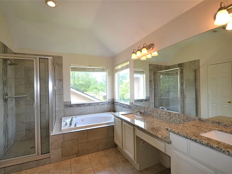 5007 Bellmead Dr — Photo 28