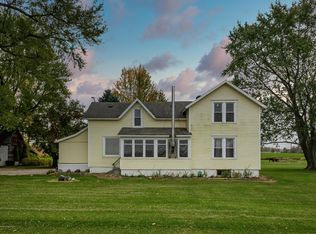 5330 E Johnson Rd, Ithaca, MI 48847