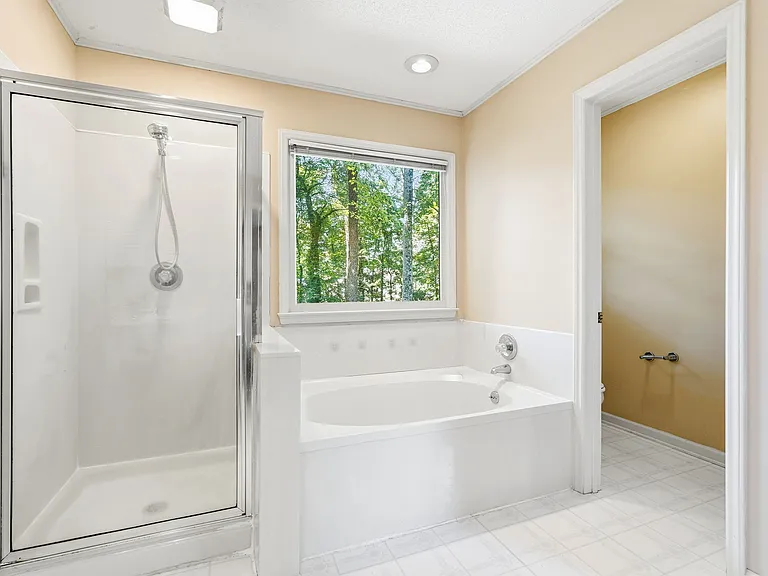 1424 Brookwood Dr — Photo 31