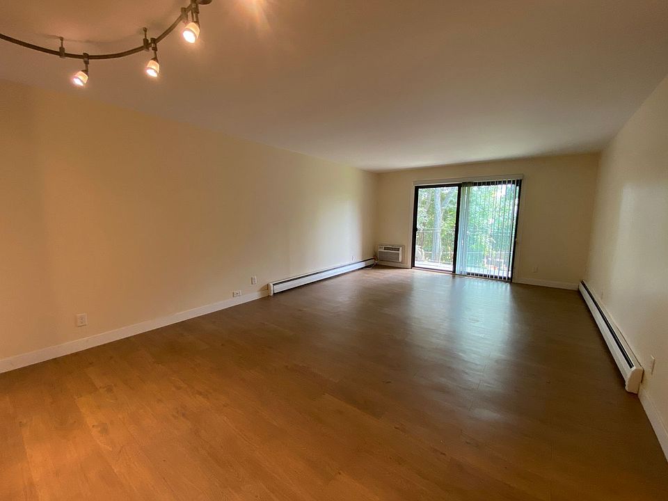 Parc Vue 12415 W Greenfield Ave New Berlin WI Zillow