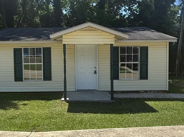 1016 Tucker Ave, Pascagoula, MS 39567
