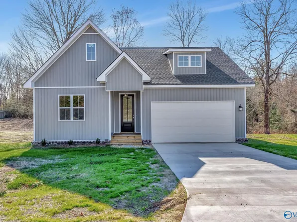 63 Martin Dr, Grant, AL 35747