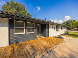 2201 Vega St, Grand Prairie, TX 75050