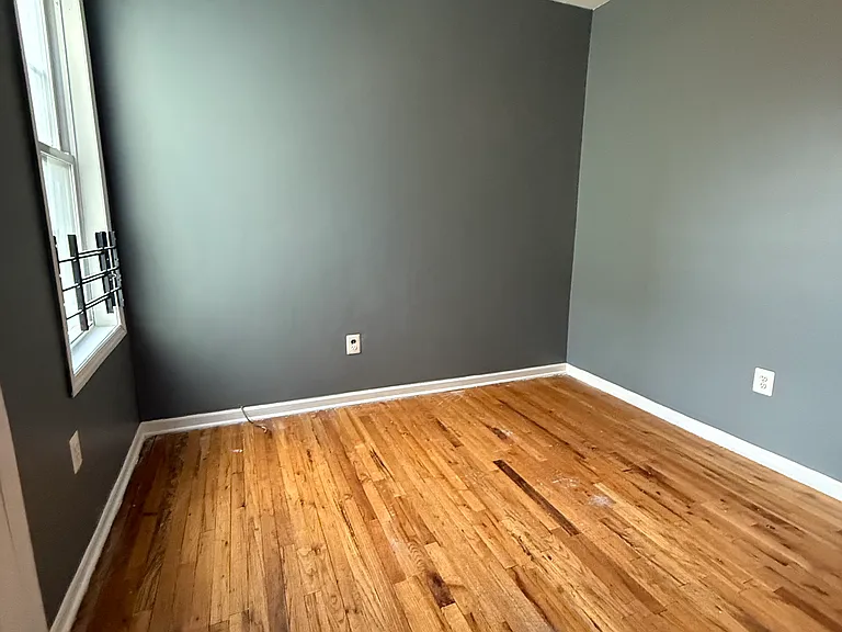 374 Badger Ave #3L — Photo 2