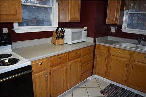 4th image of 4308 Fisher St