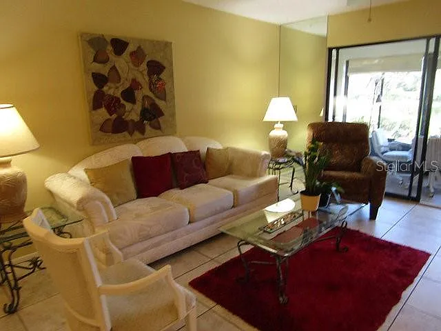 255 Mission Trl S — Photo 4