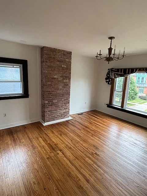 1 bed, 1000 sqft, $1,300 — Photo 4