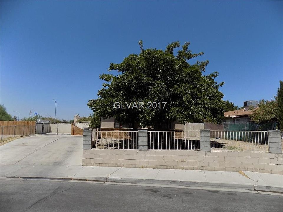 1st image of 2404 Valparaiso St