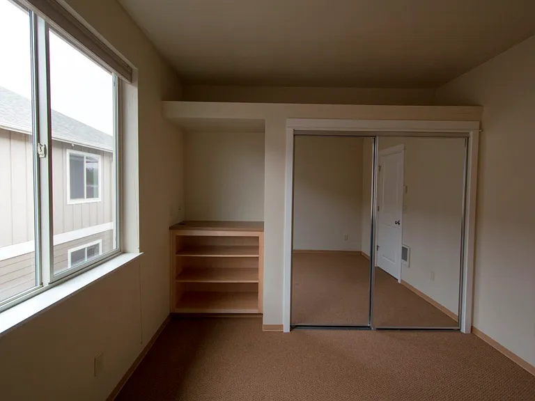 648 E 17th Ave #15 — Photo 7