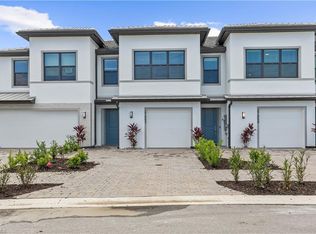 27859 Solis Grande Dr, Bonita Springs, FL 34135
