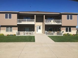 4321 Austin Ln SE #4, Mandan, ND 58554