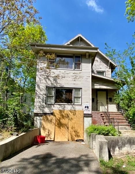 1st image of 134 Elmwood Ave