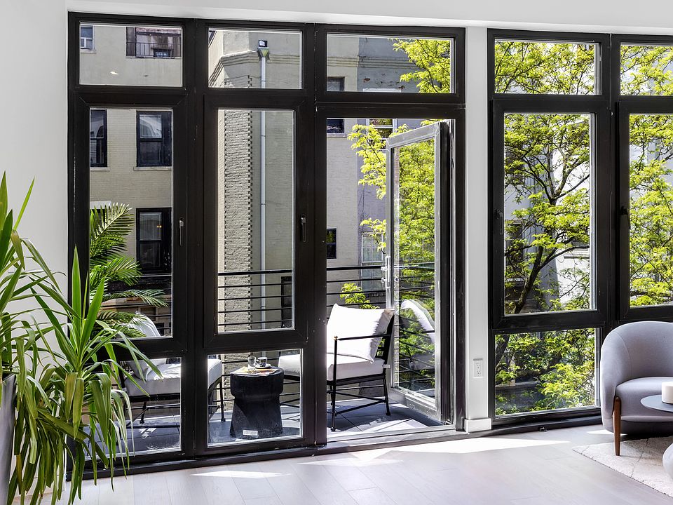 1st image of 324 W 108th St #202