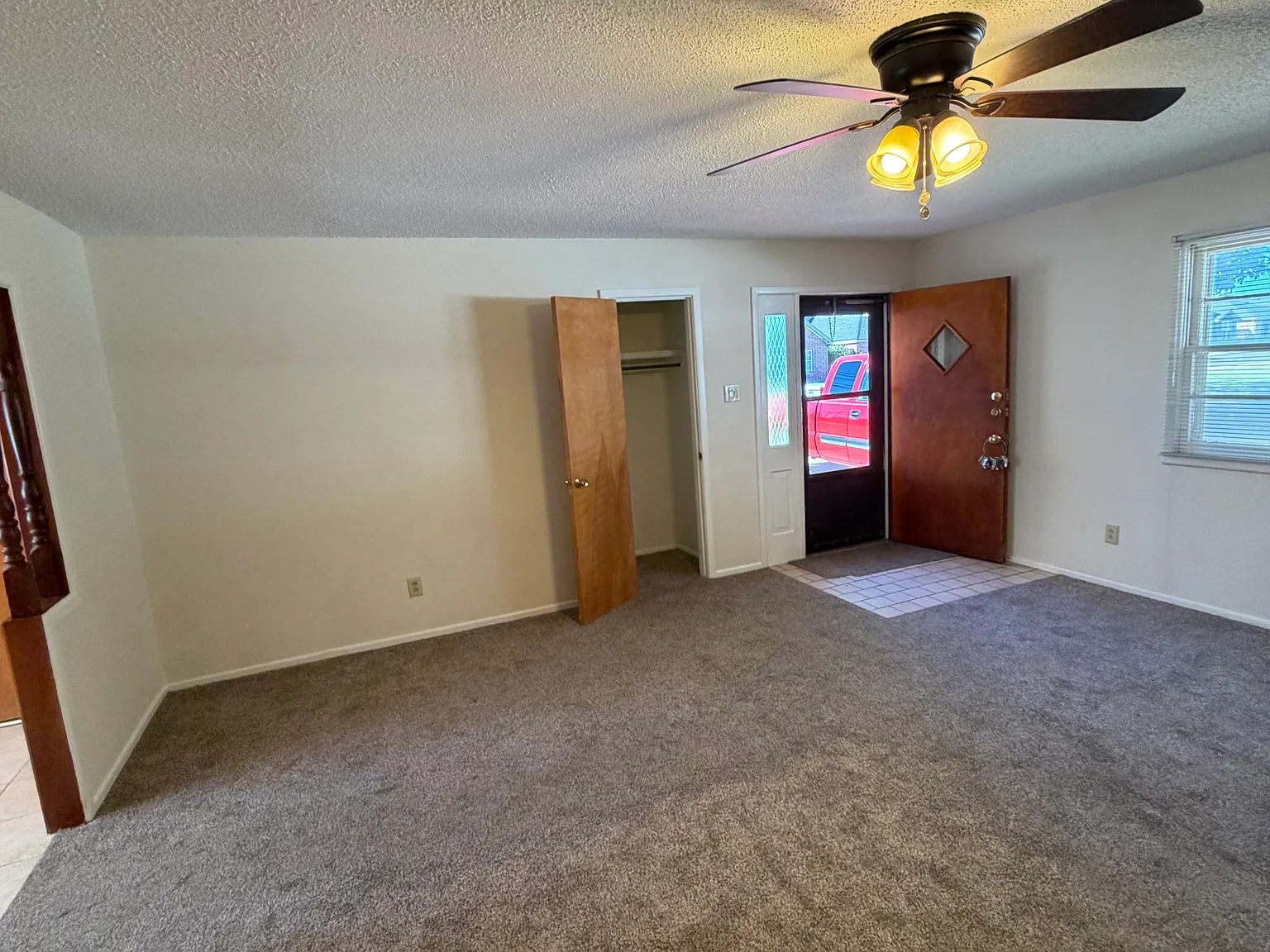 2 bed, 1175 sqft, $900 — Photo 2