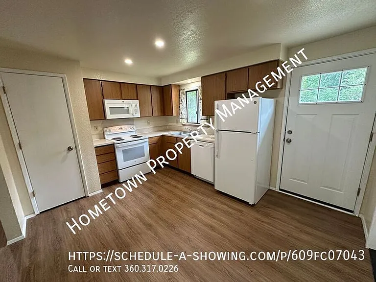1617 Elizabeth St SE — Photo 4