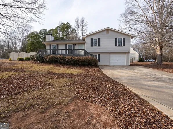 55 Clingstone Cir, Newnan, GA 30265