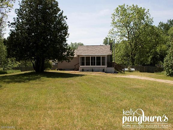 2nd image of 3704 W 116th St