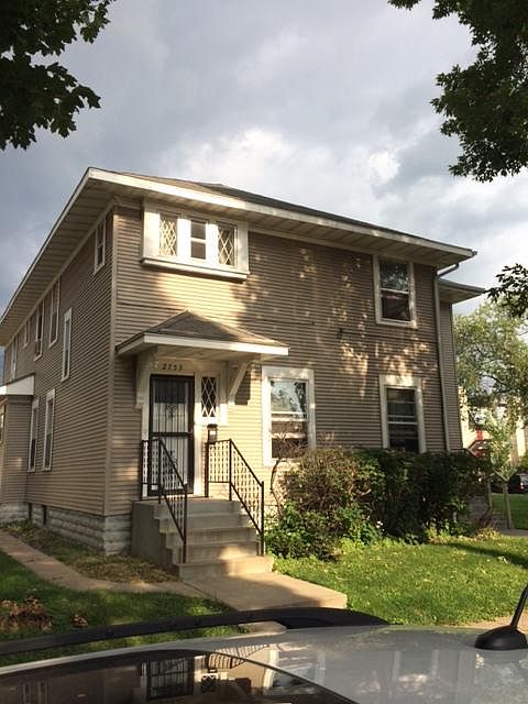 1st image of 2753 Aldrich Ave S