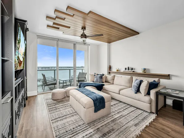 3000 Oasis Grand Blvd APT 1004, Fort Myers, FL 33916