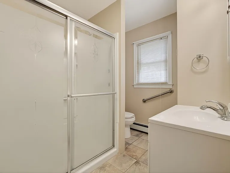 121 Cherry Hill Rd — Photo 31