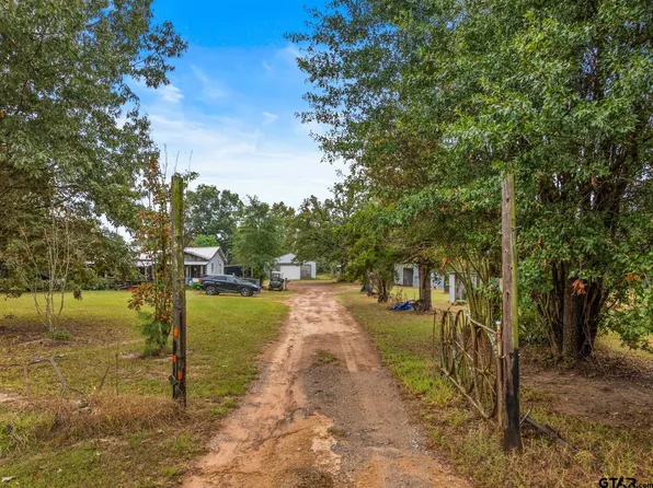 24711 State Highway 77 #W, Naples, TX 75568