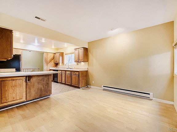 3rd image of 385 E Chenango Avenue
