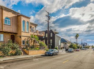 222 6th St, Hermosa Beach, CA 90254