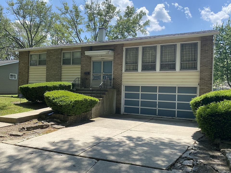 2nd image of 2705 Turtle Creek Dr