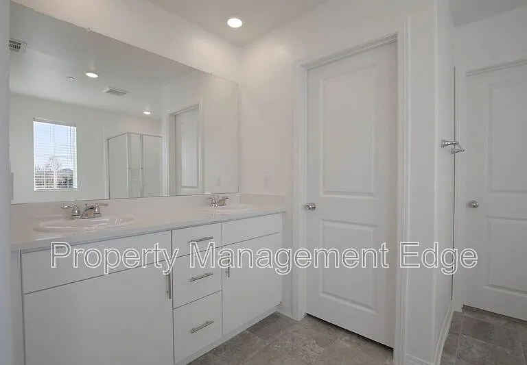 30289 Adrift Ln — Photo 18