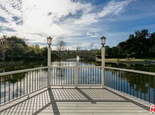 10040 Toluca Lake Ave, North Hollywood, CA 91602