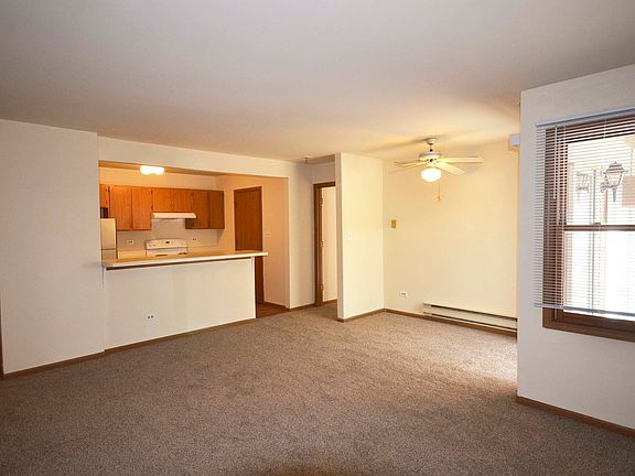 5th image of 4407 W Shamrock Ln APT 1B