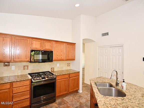 5th image of 37662 S Skyline Dr