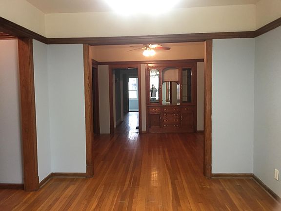 4th image of 1436 W Argyle St #1