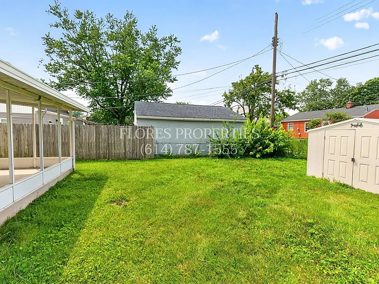 1136 Pauline Ave — Photo 12