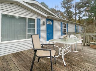 218 Dunn Rd, Sneads Ferry, NC 28460