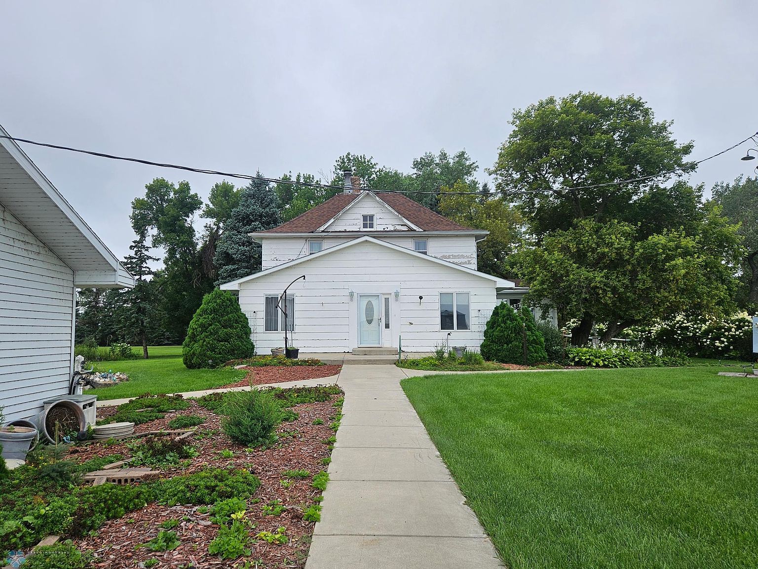 cb5da99cd07a93cd0b90560eedee75