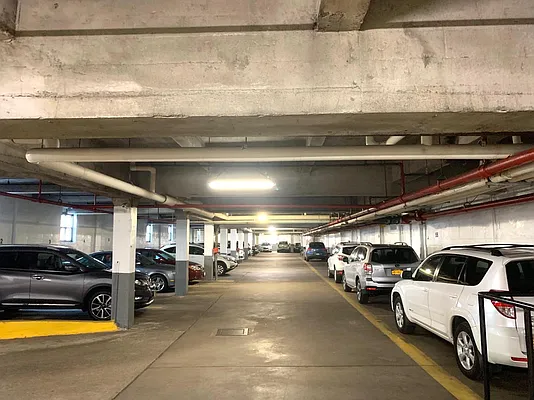 Sold by Real Direct | media 20