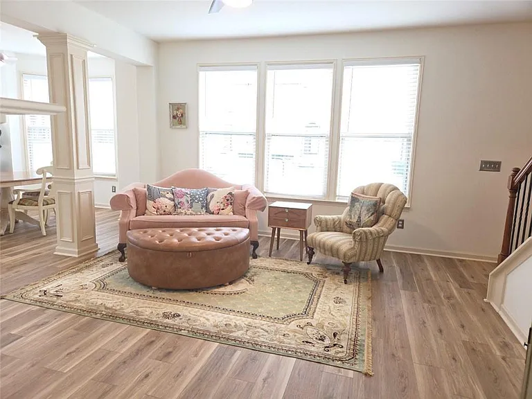 2281 Attewood Dr — Photo 5