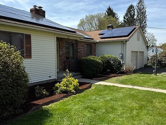 3rd image of 53 Hampden Rd
