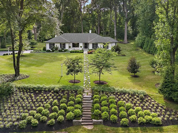 119 Shadow Ln, Chadds Ford, PA 19317