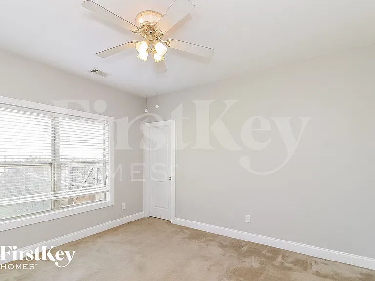 52 Sweetwater Bridge Cir — Photo 9