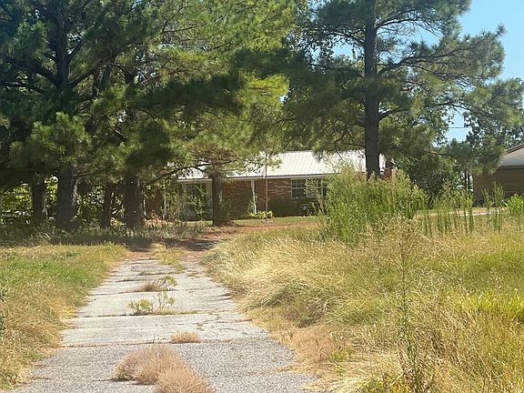 3rd image of 3371 State Highway 199