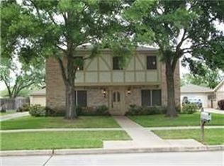16318 Lakeview Dr, Jersey Village, TX 77040