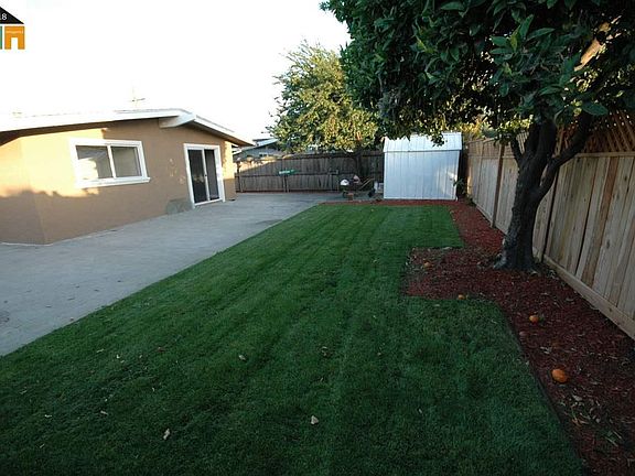 3rd image of 27661 Havana Ave