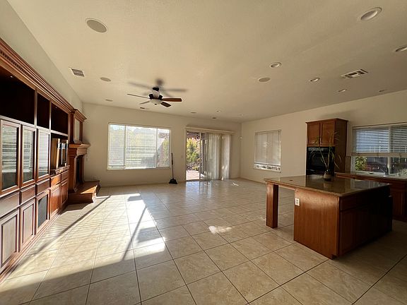 5th image of 1279 Villagio Dr